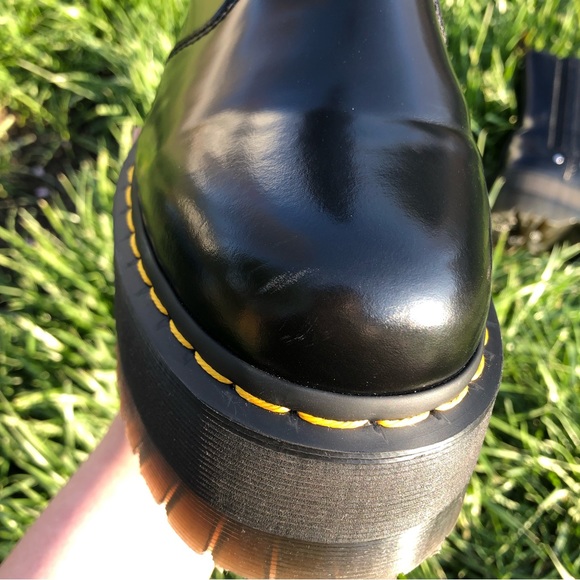 Dr. Martens 2976 Max Platform Chelsea Boots - Picture 7 of 16